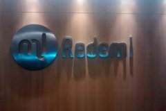 Letras de aço escovado