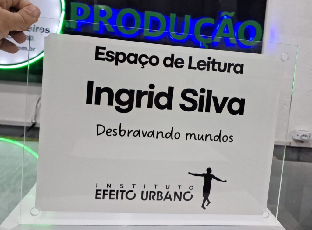 Placas de inauguracão de acrílico