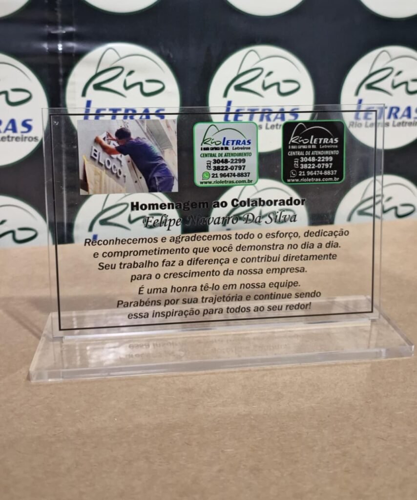 trofeus-de-acrilico-personalizados-RJ-002