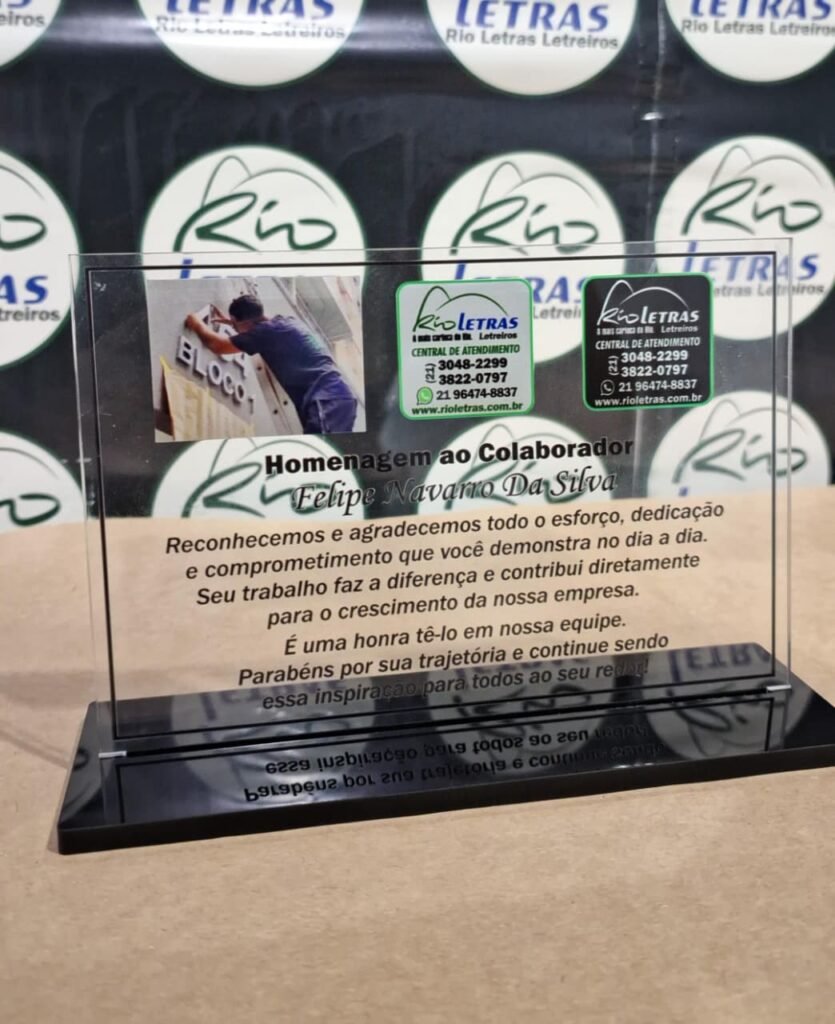 trofeus-de-acrilico-personalizados-RJ-008